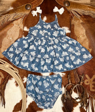 Load image into Gallery viewer, Daisy Spur Dress Set