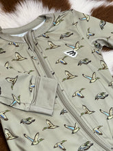 Load image into Gallery viewer, Water Fowl Pj’s
