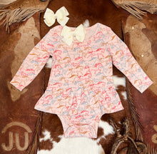 Load image into Gallery viewer, Running Free Long Sleeve Romper
