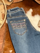 Load image into Gallery viewer, Susie Boot Cut Jeans
