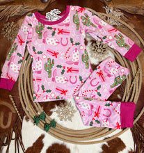 Load image into Gallery viewer, Pink Christmas Pj’s
