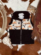 Load image into Gallery viewer, Desert Drifter Fleece Vest
