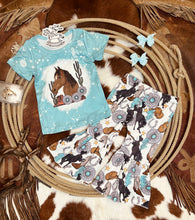 Load image into Gallery viewer, Concho Cowgirl Set
