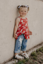 Load image into Gallery viewer, Mackey Capris
