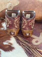 Load image into Gallery viewer, Blake Baby Buckers
