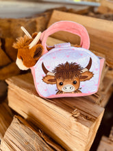 Load image into Gallery viewer, Heidi highland Purse

