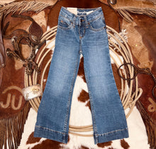 Load image into Gallery viewer, Nala Wrangler Trouser Jeans
