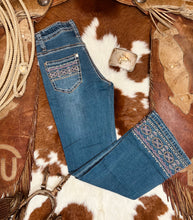 Load image into Gallery viewer, Susie Boot Cut Jeans
