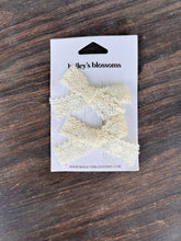 Load image into Gallery viewer, Lace Hair Bow Set
