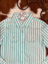 Load image into Gallery viewer, Brooks Vintage Pearl Snap
