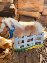 Load image into Gallery viewer, Breyer Showstopper Horses
