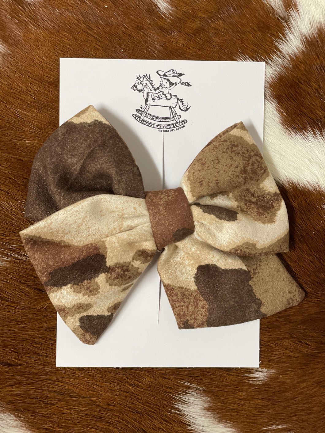 Cow Hide Print Clip