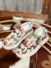 Load image into Gallery viewer, Free Spirit Sneakers
