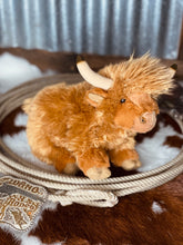 Load image into Gallery viewer, Henry The Highland Plush Toy
