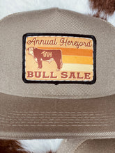 Load image into Gallery viewer, Hereford Bull Sale Snapback
